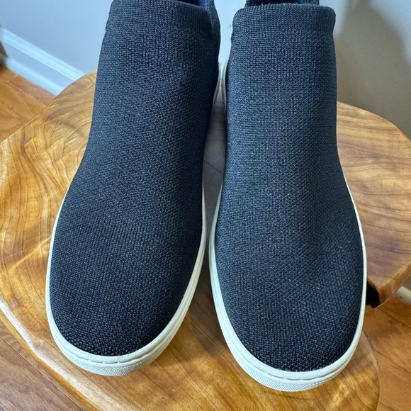 Rothy's Black Chelsea High Top Sneaker Boots Pull On Comfort Women Sz. W7.5 - Picture 8 of 13